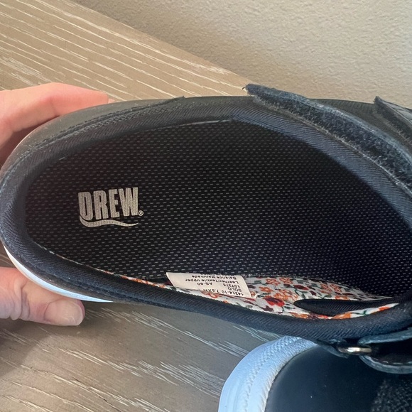 NWOT, Drew Solo Maryjane Double Strap Orthopedic Sneakers - Picture 7 of 10